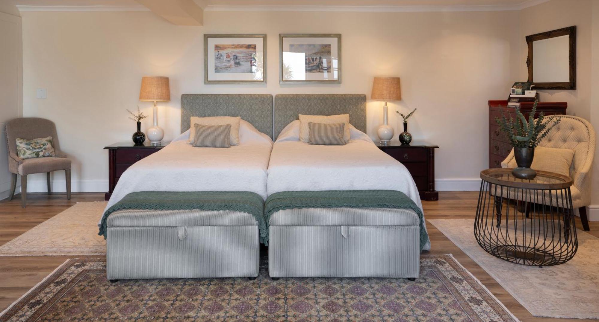 St James Guest Houses Калк Бей Екстериор снимка