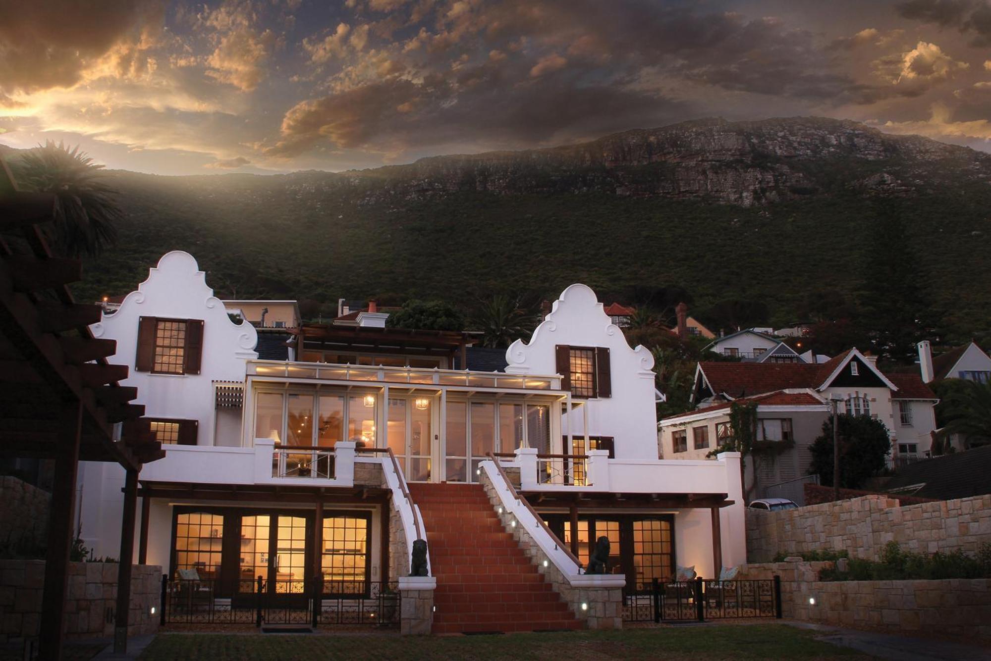 St James Guest Houses Калк Бей Екстериор снимка